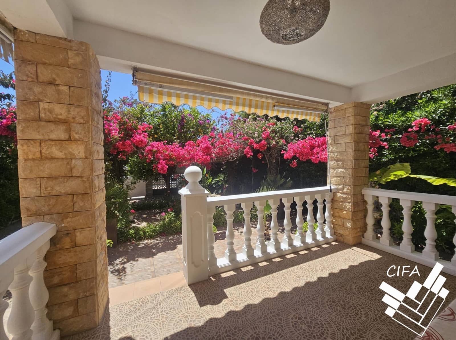 3 bedroom Semi-detached Villa for sale in Vinaros with garage - € 278,000 (Ref: 9565296)