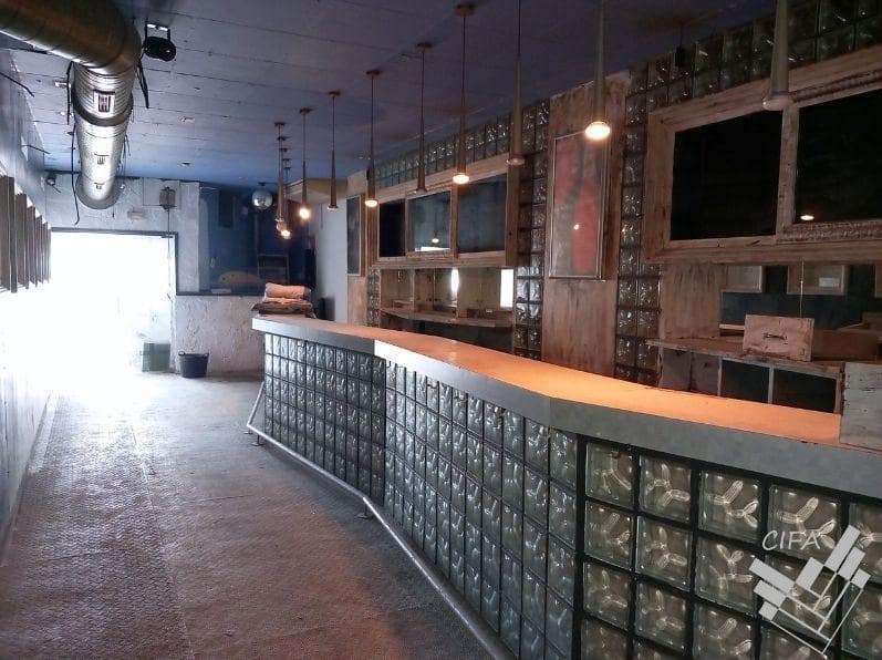 Komercyjne na sprzedaż w Vinaros - 120 000 € (Ref: 9568699)