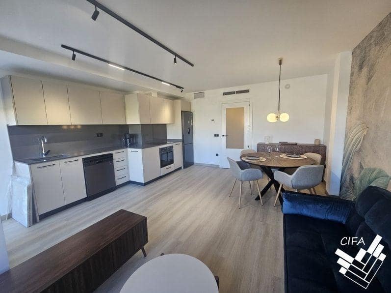 3 makuuhuone Asunto myytävänä paikassa Vinaros - 208 000 € (Ref: 9571209)