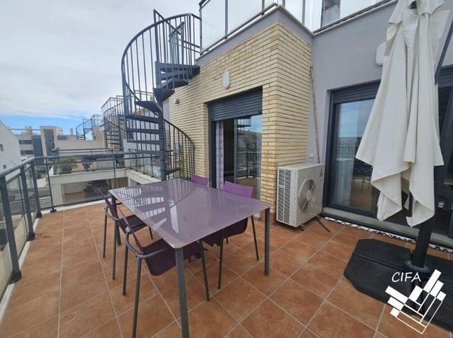 2 sypialnia Penthouse na sprzedaż w Sant Jordi z basenem - 130 000 € (Ref: 9571210)