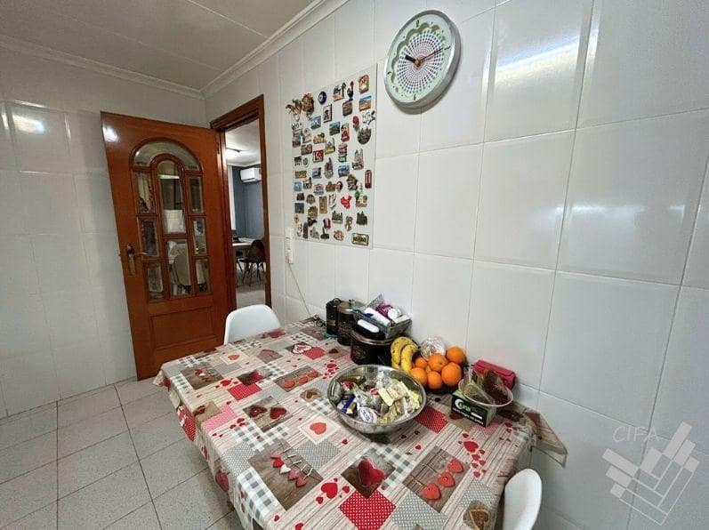 4 sypialnia Dom szeregowy na sprzedaż w Vinaros z garażem - 196 000 € (Ref: 9574655)