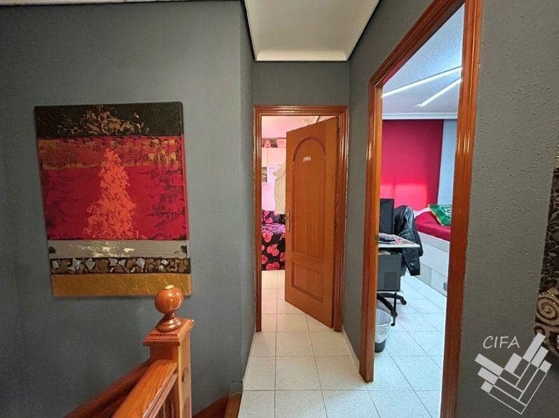 4 sypialnia Dom szeregowy na sprzedaż w Vinaros z garażem - 196 000 € (Ref: 9574655)