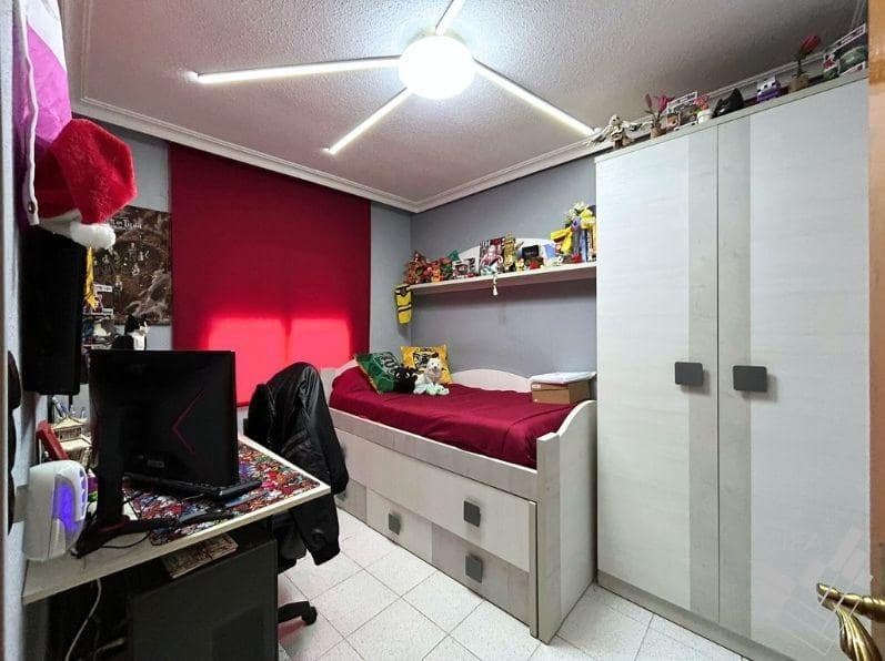 4 sypialnia Dom szeregowy na sprzedaż w Vinaros z garażem - 196 000 € (Ref: 9574655)