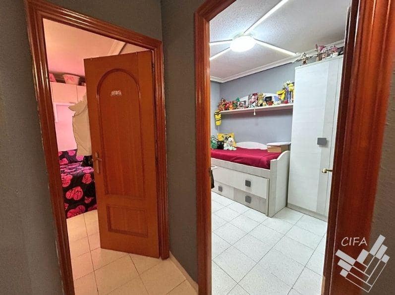 4 sypialnia Dom szeregowy na sprzedaż w Vinaros z garażem - 196 000 € (Ref: 9574655)