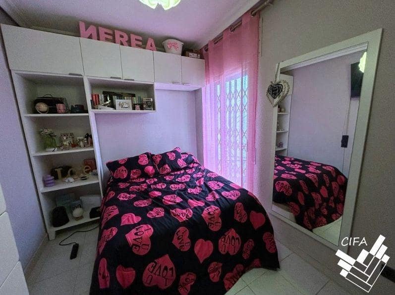 4 sypialnia Dom szeregowy na sprzedaż w Vinaros z garażem - 196 000 € (Ref: 9574655)