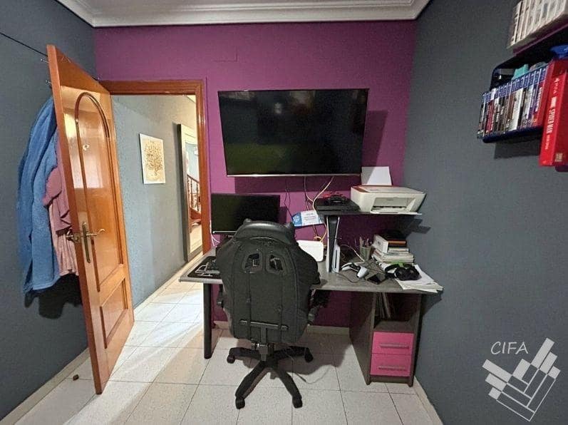 4 sypialnia Dom szeregowy na sprzedaż w Vinaros z garażem - 196 000 € (Ref: 9574655)