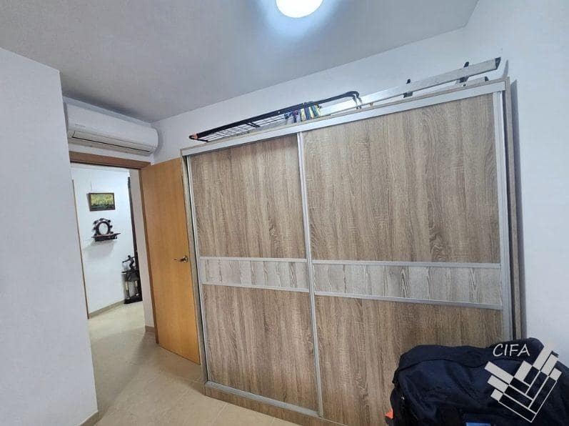 2 bedroom Apartment for sale in San Rafael del Rio / Sant Rafael del Riu - € 98,000 (Ref: 9611574)
