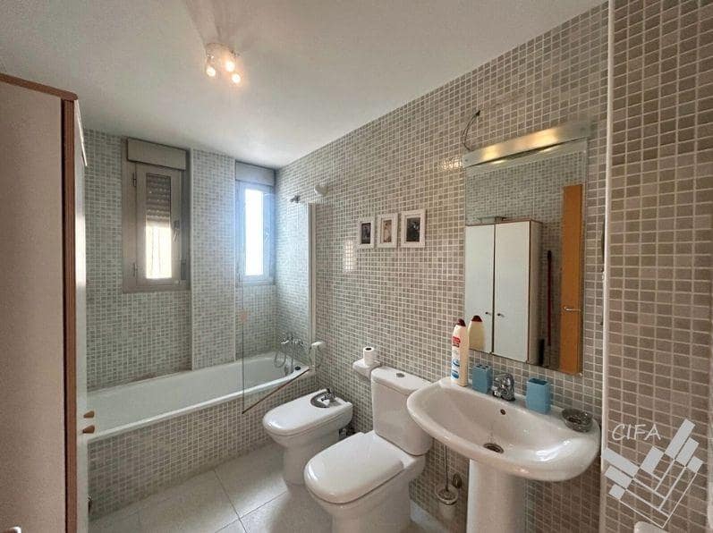 2 makuuhuone Asunto myytävänä paikassa Vinaros mukana uima-altaan - 155 000 € (Ref: 9634328)