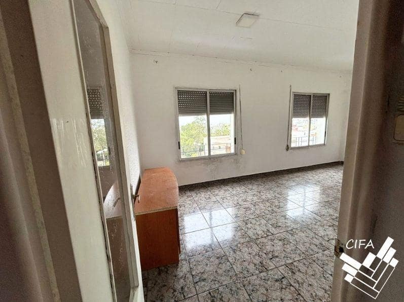 3 slaapkamer Flat te koop in Vinaros - € 58.200 (Ref: 9652048)