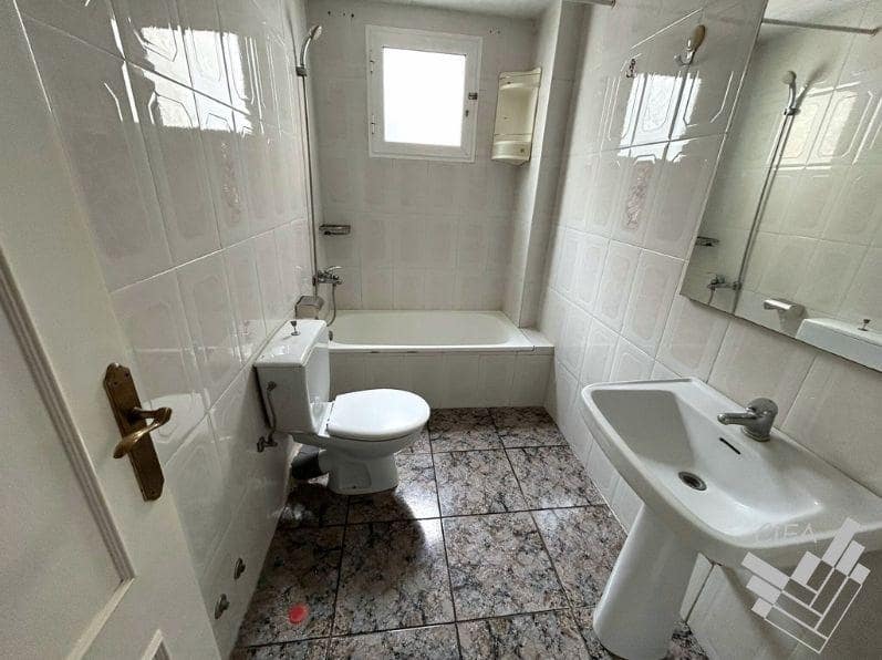 3 slaapkamer Flat te koop in Vinaros - € 58.200 (Ref: 9652048)