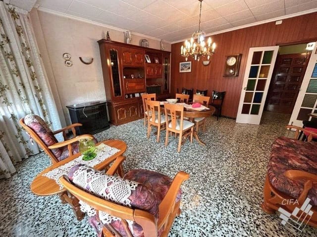 5 sovrum Radhus till salu i Vinaròs med garage - 550 000 € (Ref: 9666536)