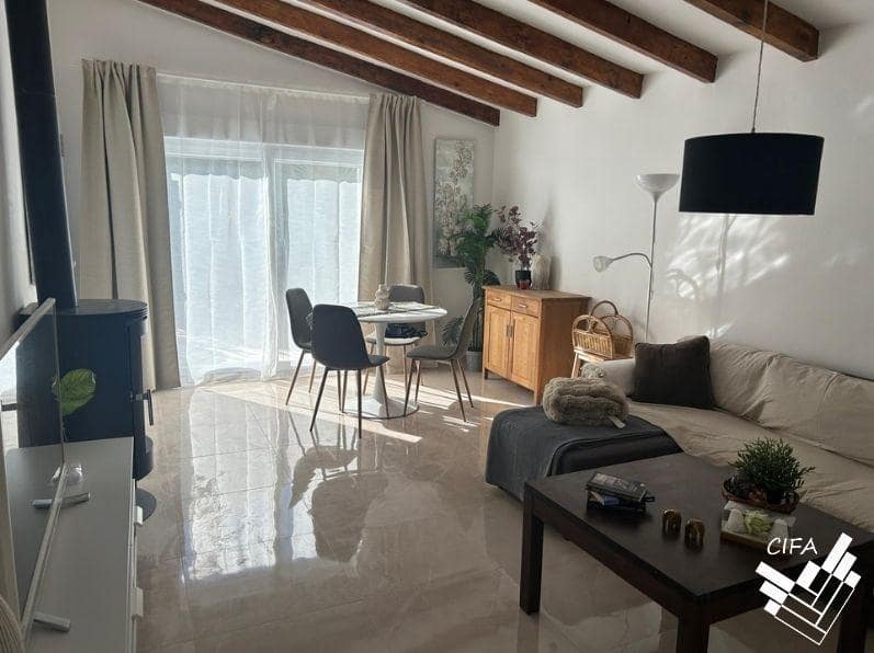 3 bedroom Villa for sale in Vinaros with pool - € 398,000 (Ref: 9677515)