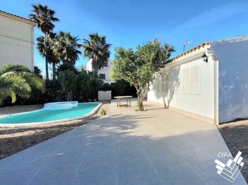 3 bedroom Villa for sale in Vinaros with pool - € 398,000 (Ref: 9677515)