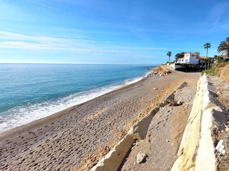 3 bedroom Villa for sale in Vinaros with pool - € 398,000 (Ref: 9677515)