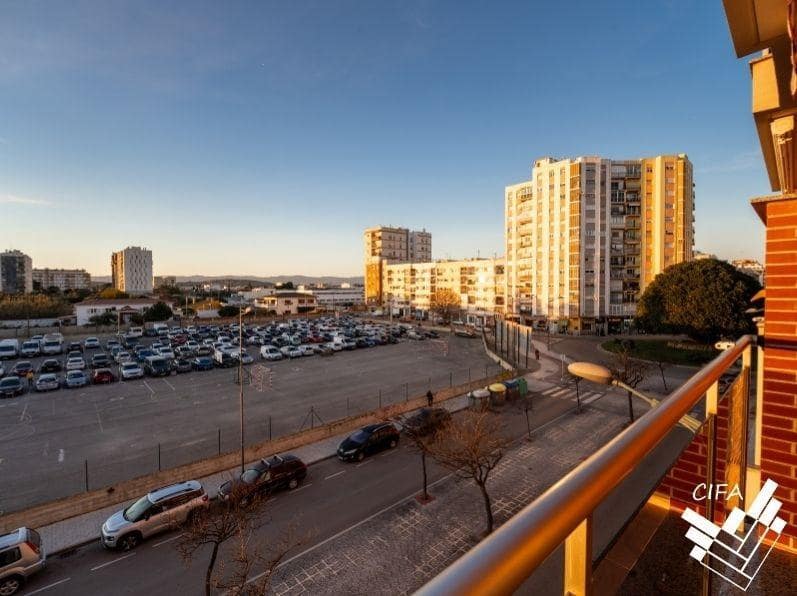 2 bedroom Flat for sale in Vinaros - € 190,550 (Ref: 9686477)