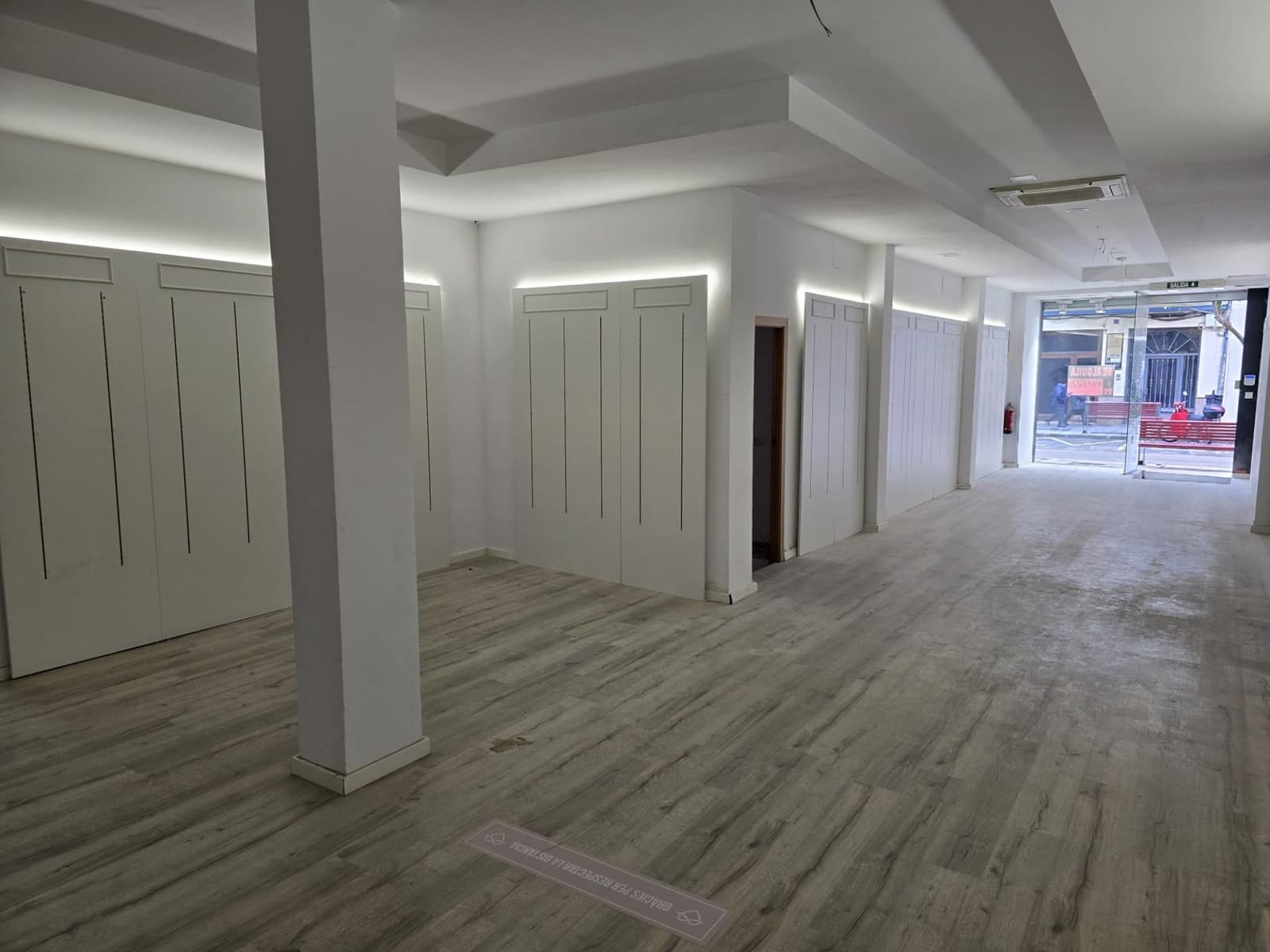 Commercial for rent in Vinaros - € 1,500 (Ref: 9686478)