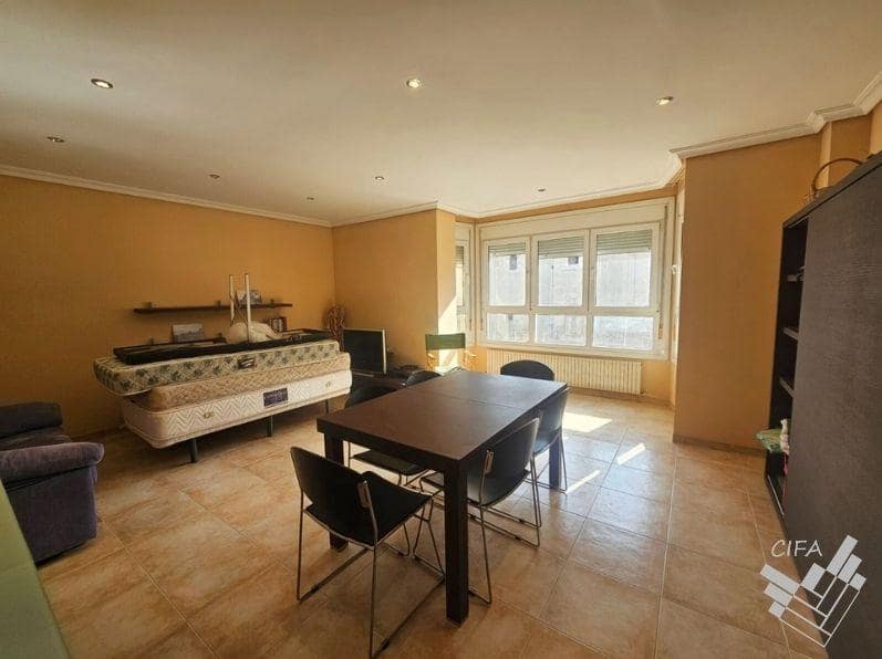 3 Zimmer Wohnung zu verkaufen in Vinaros - 270.000 € (Ref: 9698855)