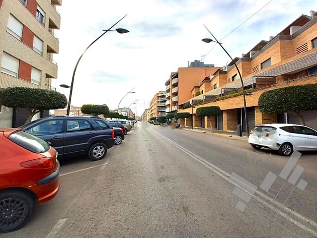 Garage for rent in Benicarló - € 5,300 (Ref: 9701669)