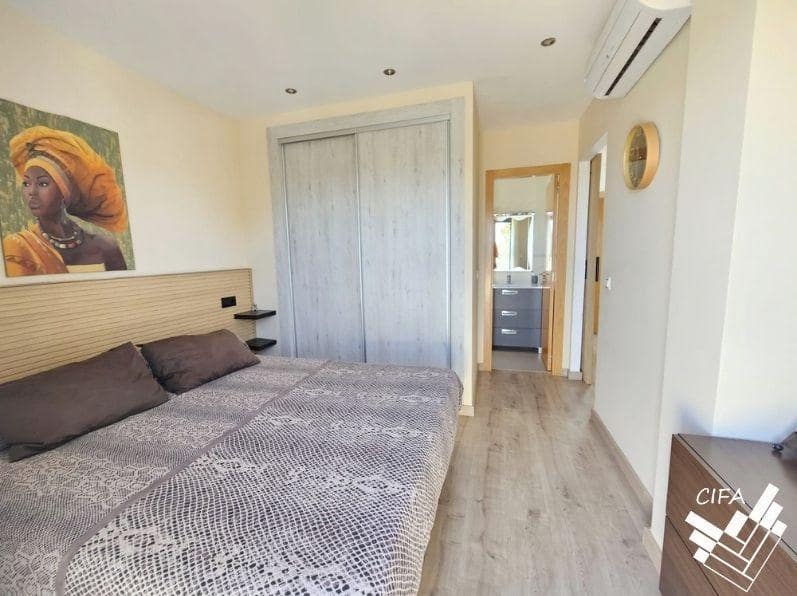 3 bedroom Semi-detached Villa for sale in Peniscola with pool - € 260,000 (Ref: 9729337)