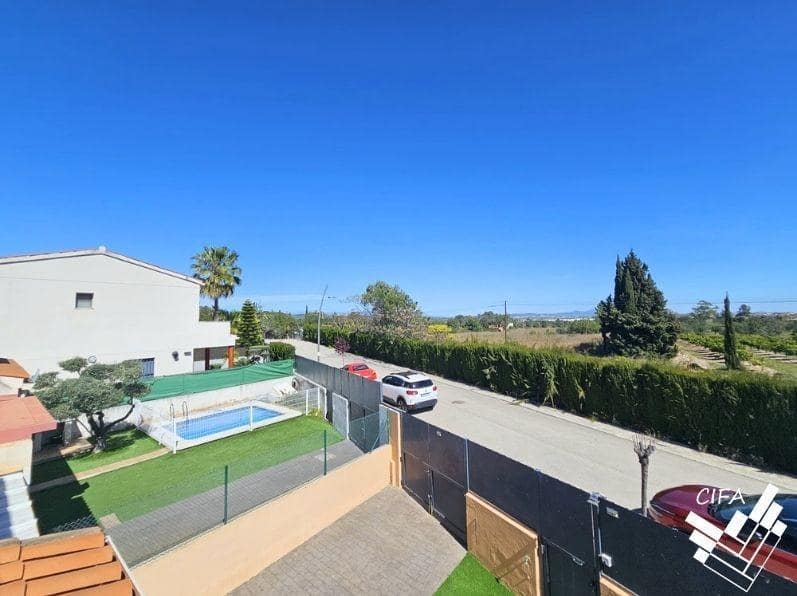 3 bedroom Semi-detached Villa for sale in Peniscola with pool - € 260,000 (Ref: 9729337)