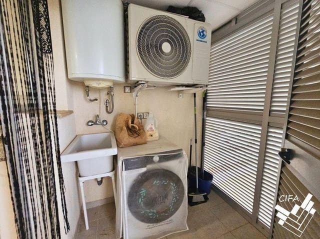 2 sypialnia Apartament do wynajęcia w Sant Jordi z basenem garażem - 630 € (Ref: 9732160)