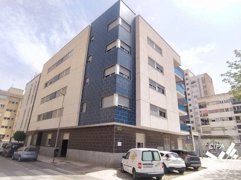 Commercial for rent in Vinaros - € 700 (Ref: 9738588)