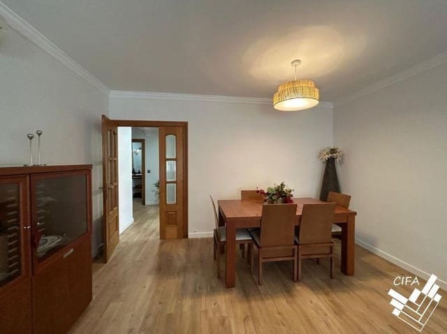 3 soverom Leilighet til salgs i Vinaròs med garasje - € 280 000 (Ref: 9741763)