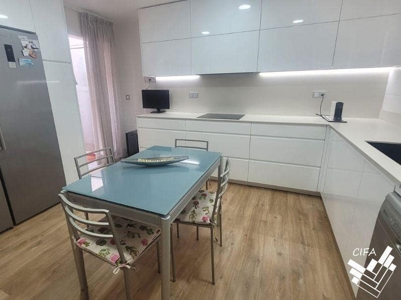 3 soveværelse Lejlighed til salg i Vinaros med garage - € 275.000 (Ref: 9741763)
