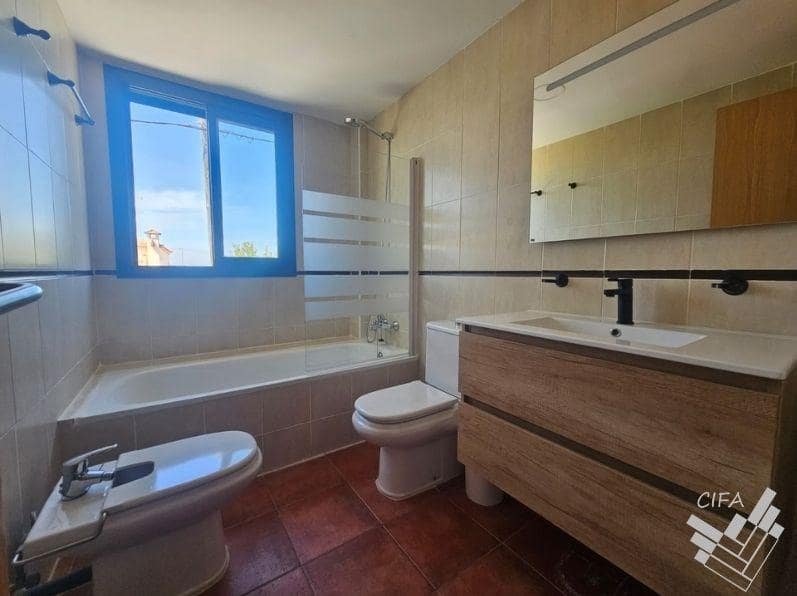 3 soverom Leilighet til salgs i Vinaros med svømmebasseng garasje - € 360 000 (Ref: 9762013)