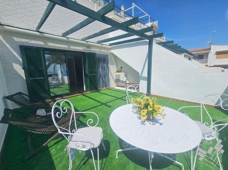 3 soverom Leilighet til salgs i Vinaros med svømmebasseng garasje - € 360 000 (Ref: 9762013)