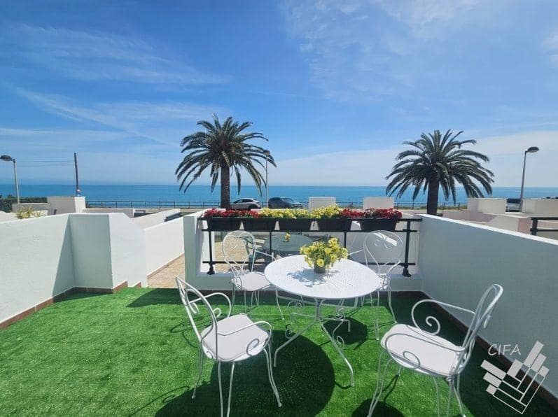 3 bedroom Apartment for sale in Vinaros with pool garage - € 360,000 (Ref: 9762013)