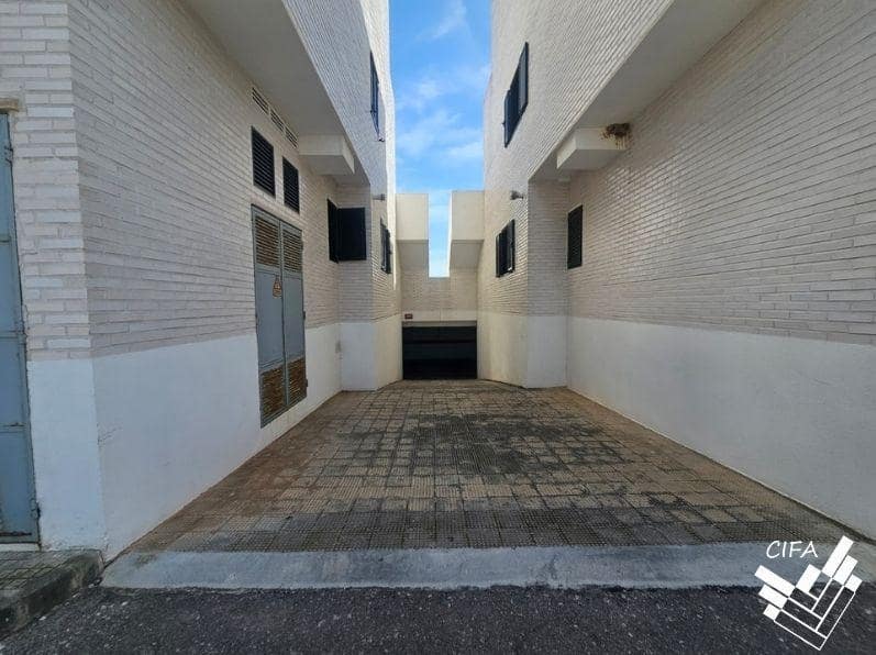 3 bedroom Apartment for sale in Vinaros with pool garage - € 360,000 (Ref: 9762013)