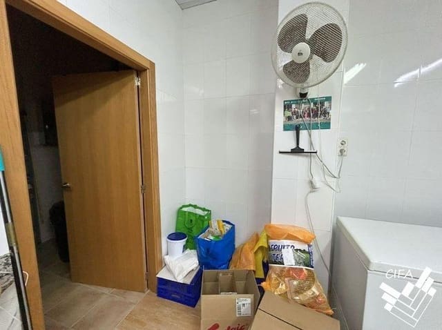 Kommersiell til salgs i Benicarló - € 105 000 (Ref: 9800641)