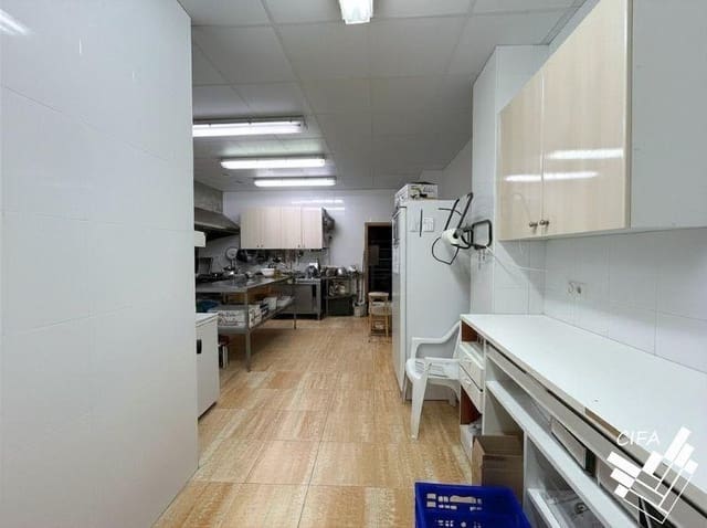 Kommersiell til salgs i Benicarló - € 105 000 (Ref: 9800641)