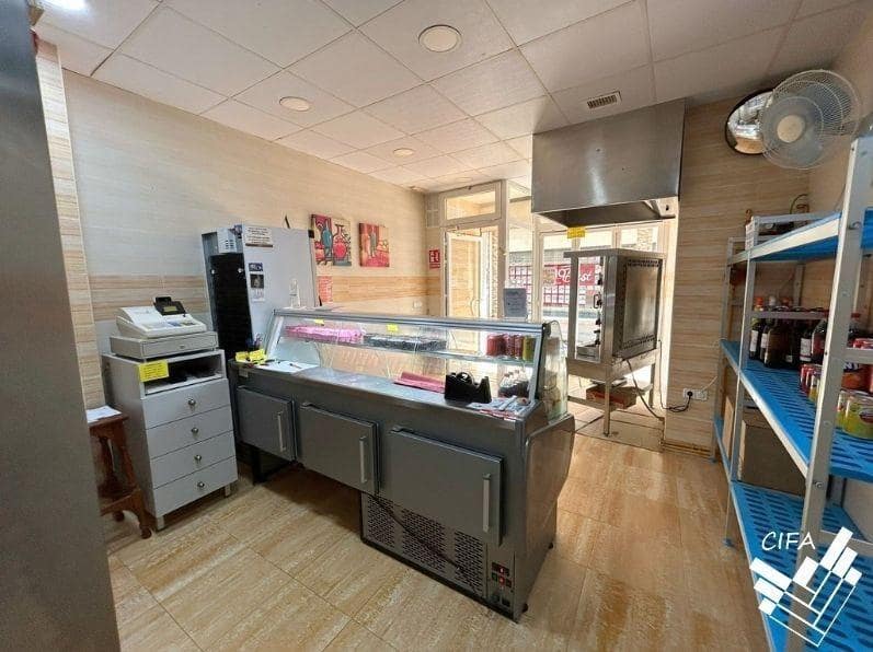 Commercial for sale in Benicarlo - € 105,000 (Ref: 9800641)