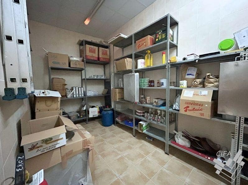 Commercial for sale in Benicarlo - € 105,000 (Ref: 9800641)