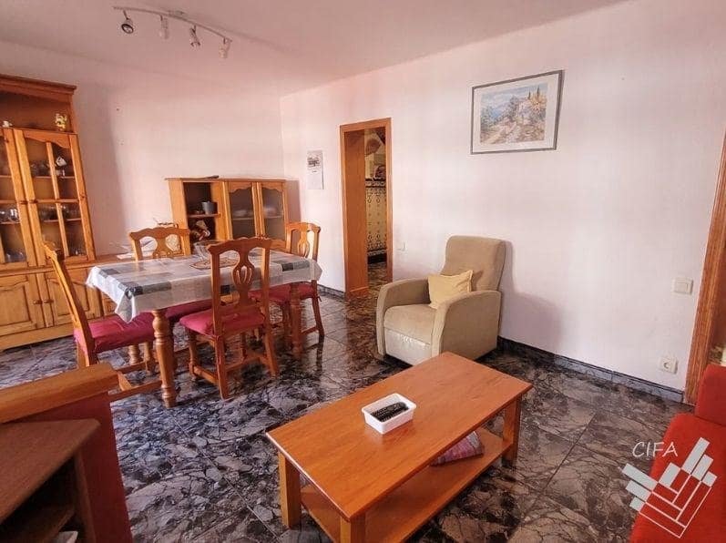 3 makuuhuone Asunto myytävänä paikassa Vinaros - 125 000 € (Ref: 9808005)