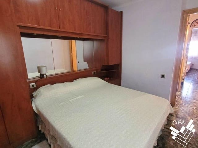 3 makuuhuone Asunto myytävänä paikassa Vinaròs - 125 000 € (Ref: 9808005)