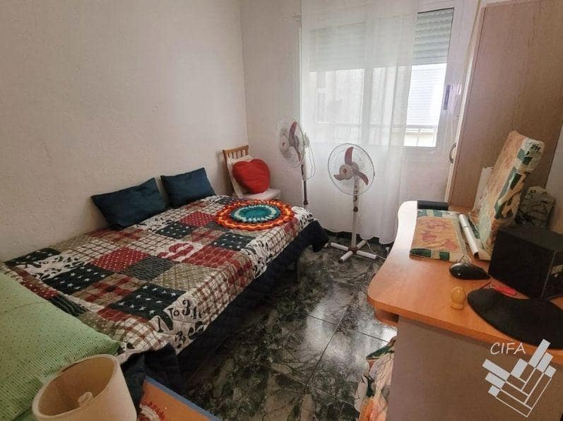 3 makuuhuone Asunto myytävänä paikassa Vinaros - 125 000 € (Ref: 9808005)