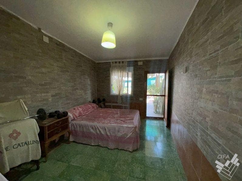 Adosado de 3 habitaciones en Alcanar en venta - 84.000 € (Ref: 9808006)