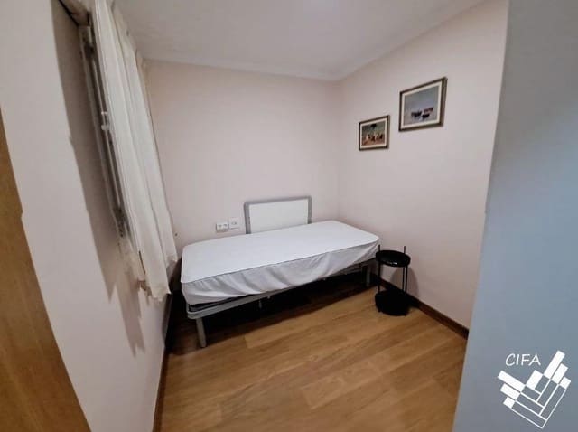 5 soveværelse Erhverv til salg i Vinaròs - € 420.000 (Ref: 9808007)