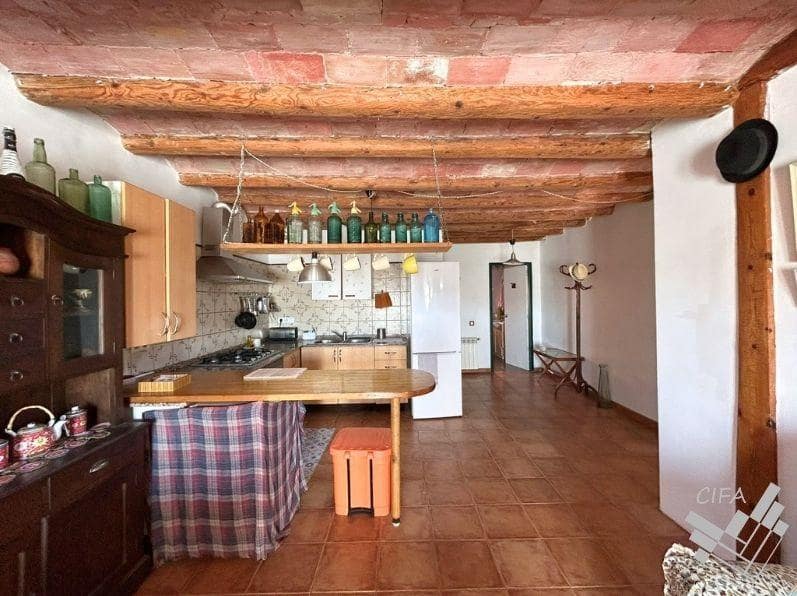 4 quarto Moradia Geminada para venda em Ulldecona - 180 000 € (Ref: 9808008)