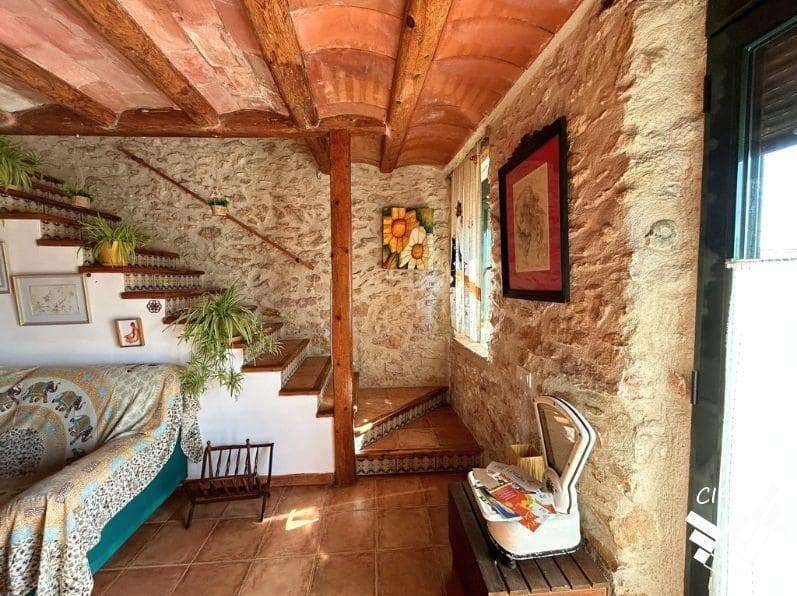 4 quarto Moradia Geminada para venda em Ulldecona - 180 000 € (Ref: 9808008)