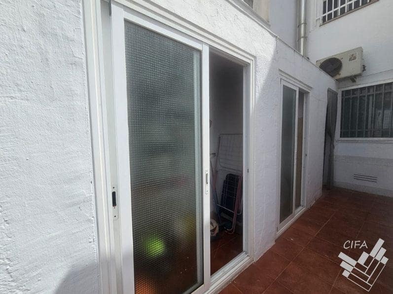 3 sovrum Radhus till salu i Vinaros med pool - 275 000 € (Ref: 9811944)