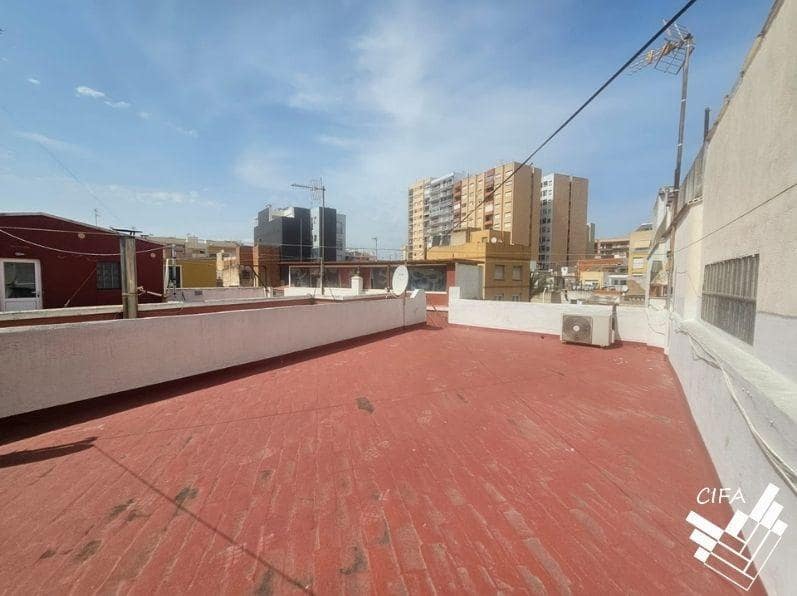 3 sovrum Radhus till salu i Vinaros med pool - 275 000 € (Ref: 9811944)
