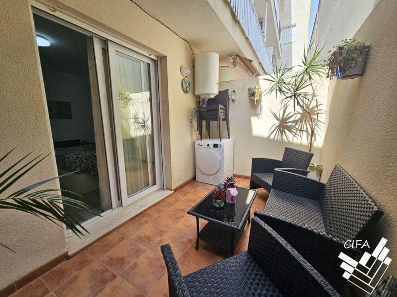 Piso de 3 habitaciones en Benicarló en alquiler - 700 € (Ref: 9813340)