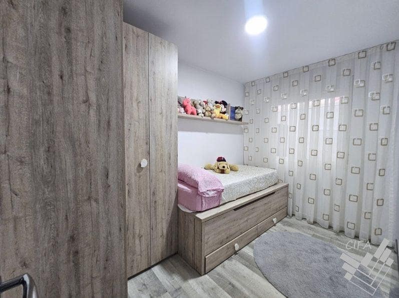 Piso de 3 habitaciones en Benicarló en alquiler - 700 € (Ref: 9813340)