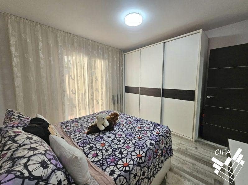 Piso de 3 habitaciones en Benicarló en alquiler - 700 € (Ref: 9813340)