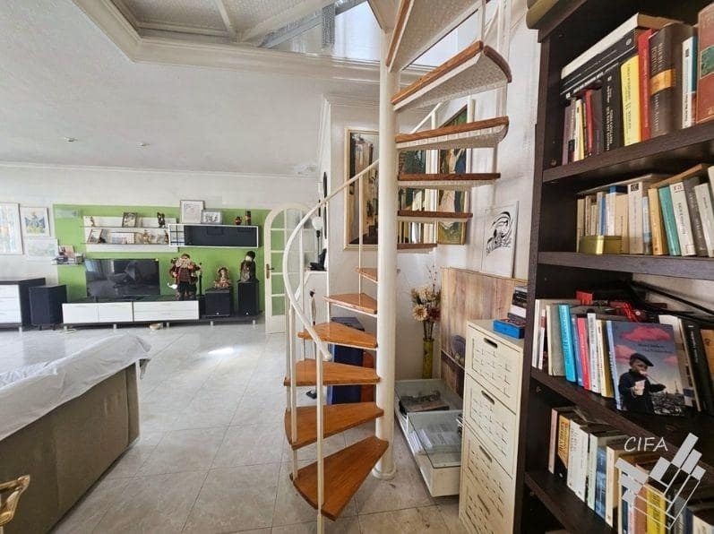 2 camera da letto Villa in vendita in Calig - 240.000 € (Rif: 9813341)