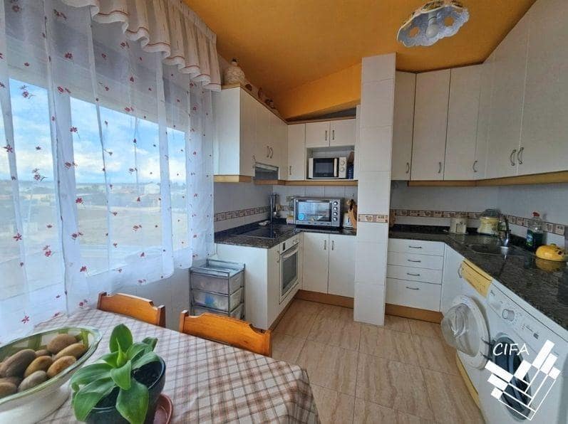 3 bedroom Flat for sale in Benicarlo - € 95,000 (Ref: 9818263)